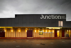 Junction Arts and Civic Centre, Великобритания